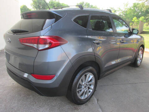 2016 Hyundai Tucson SE