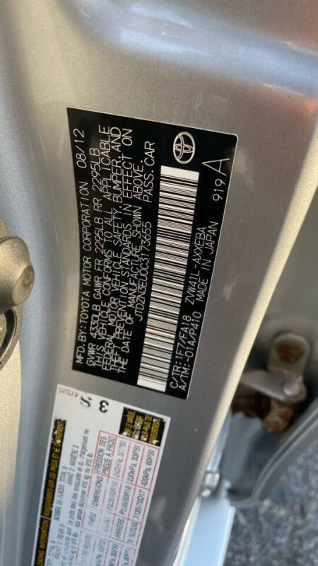 2012 Toyota Prius v Five