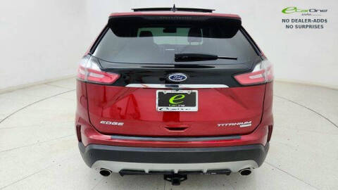 2020 Ford Edge Titanium