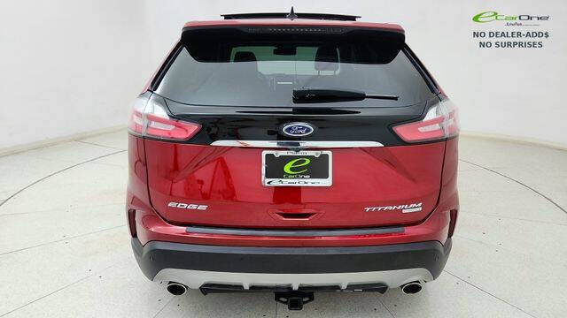 2020 Ford Edge Titanium