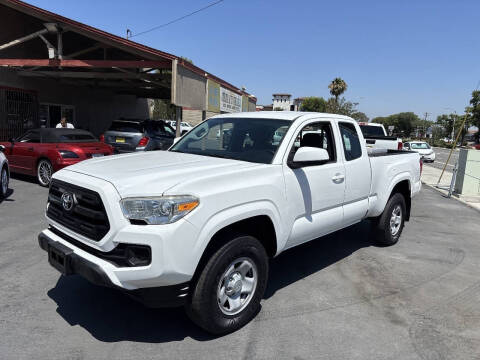 2016 Toyota Tacoma SR