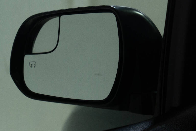 2018 Toyota Sienna SE Premium 8-Passenger