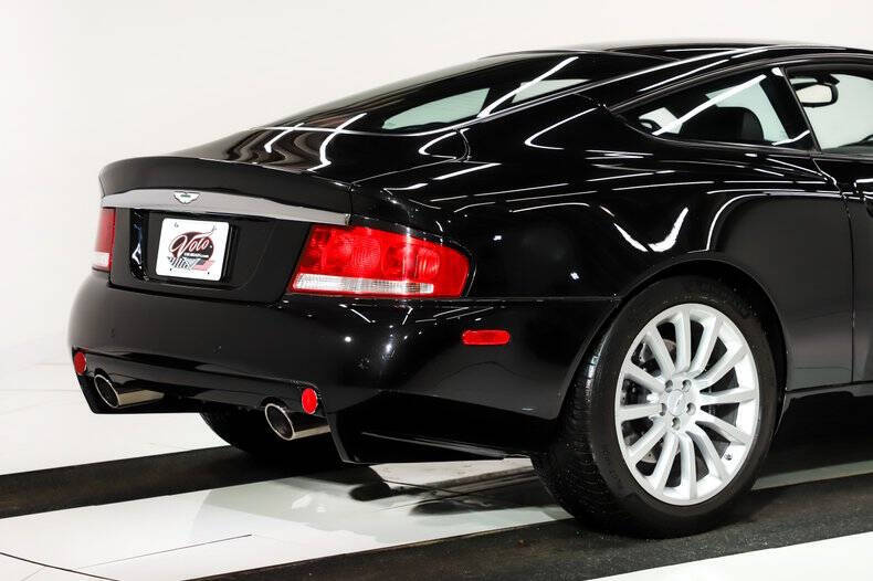 2003 Aston Martin V12 Vanquish