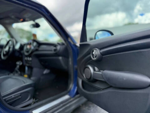 2015 MINI Hardtop 4 Door Cooper