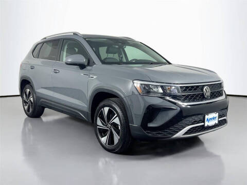 2023 Volkswagen Taos SE 4Motion