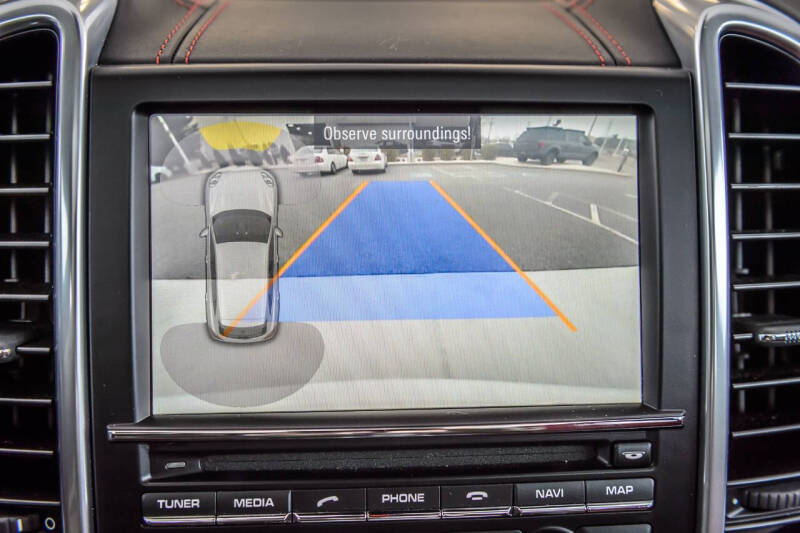 2016 Porsche Cayenne GTS