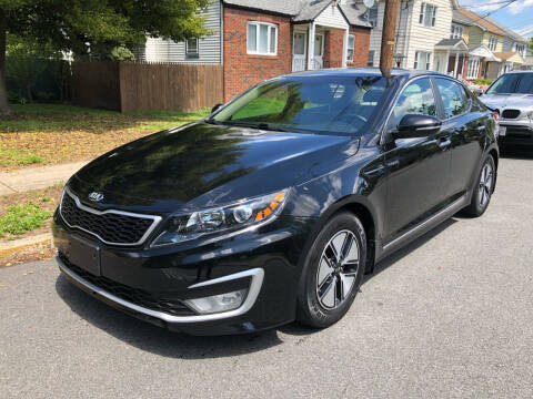 2013 Kia Optima Hybrid for sale at MAGIC AUTO SALES in Little Ferry NJ