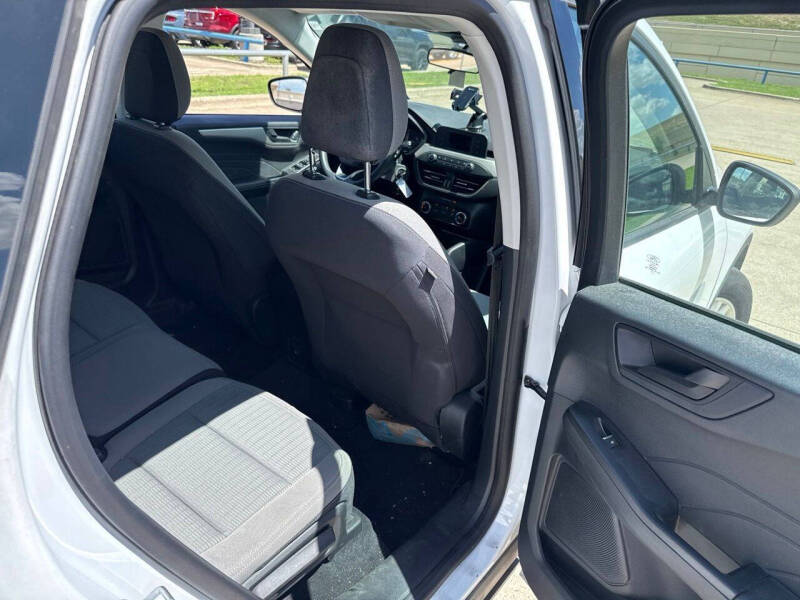 2022 Ford Escape S