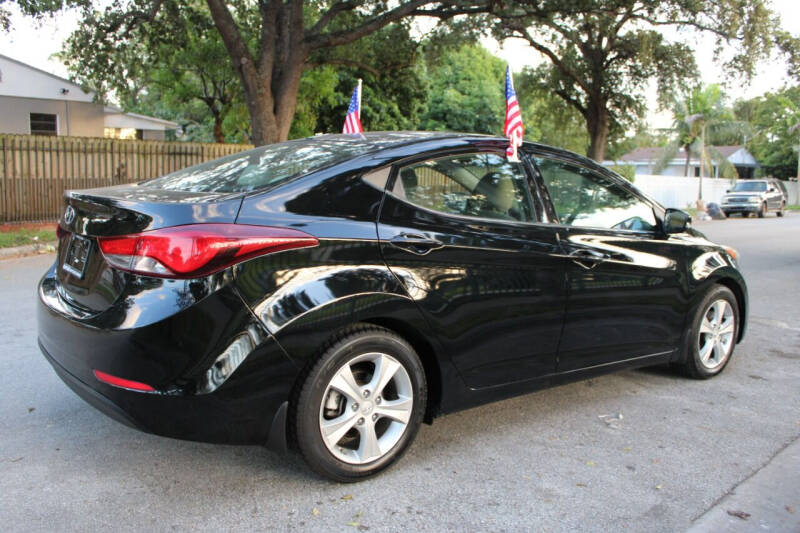 2016 Hyundai Elantra Value Edition photo 10