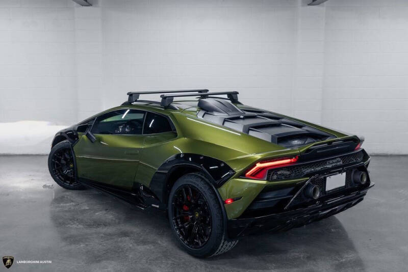 2024 Lamborghini Huracan Sterrato