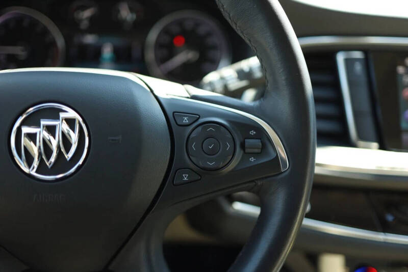 2018 Buick Enclave Essence