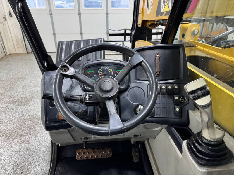 2016 Caterpillar TL642D