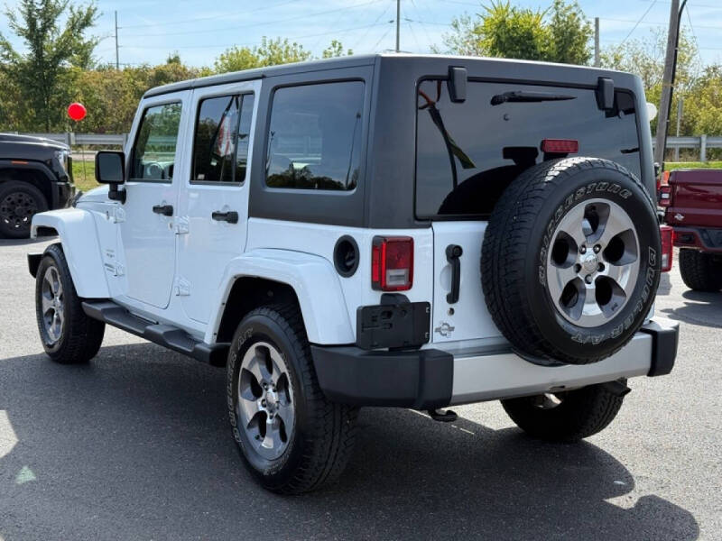 2017 Jeep Wrangler Unlimited Sahara