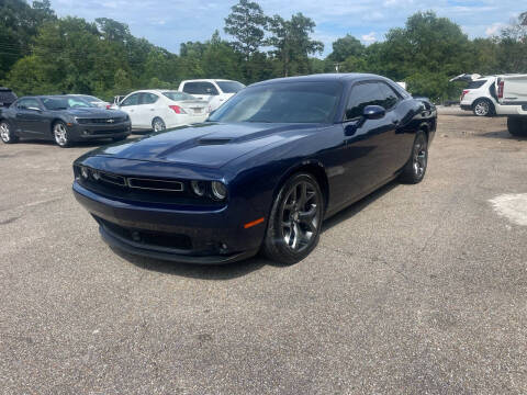 2015 Dodge Challenger for sale at WALKER MOTORS LLC & TRAILERS in Hattiesburg MS