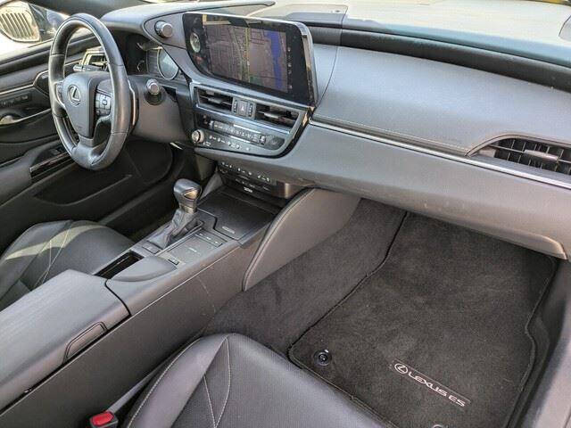 2022 Lexus ES 350 Ultra Luxury