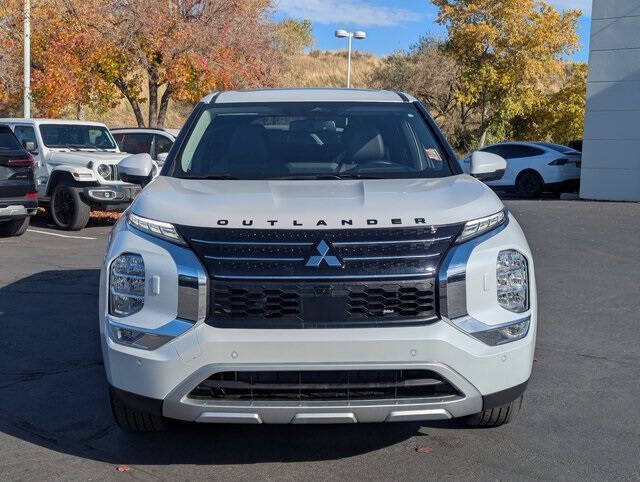 2025 Mitsubishi Outlander PHEV SE