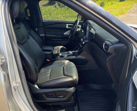 2021 Ford Explorer ST