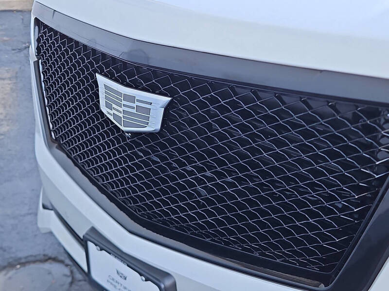 2023 Cadillac Escalade Sport