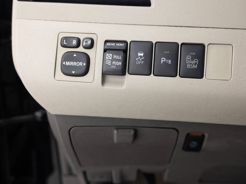 2014 Toyota Sienna Limited 7-Passenger