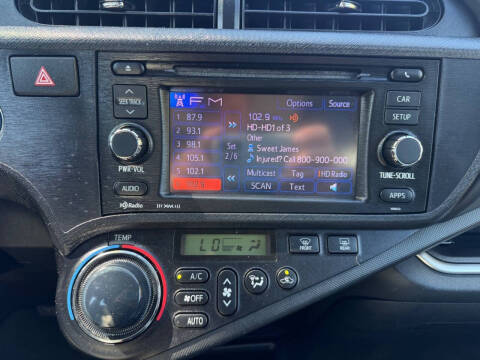 2014 Toyota Prius c Three