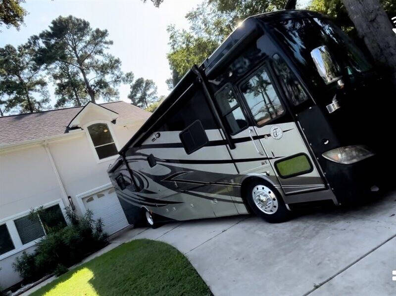 2011 Tiffin Phaeton