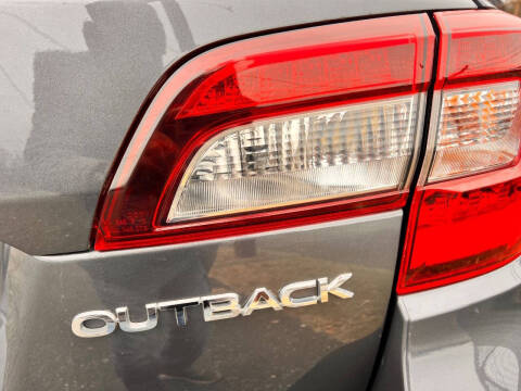 2018 Subaru Outback 2.5i