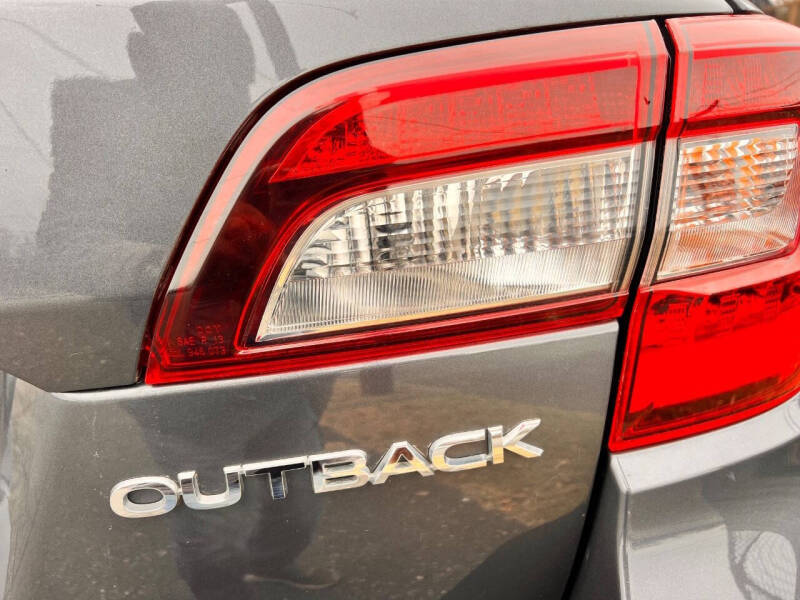 2018 Subaru Outback 2.5i