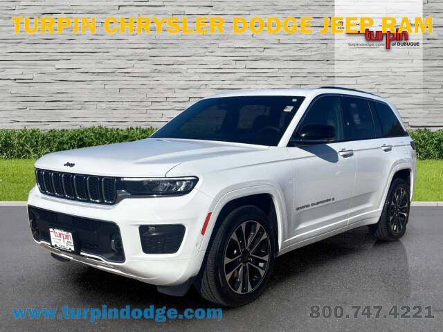 2023 Jeep Grand Cherokee Overland's photo