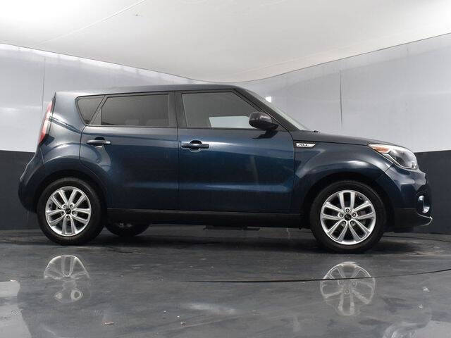 2017 Kia Soul +