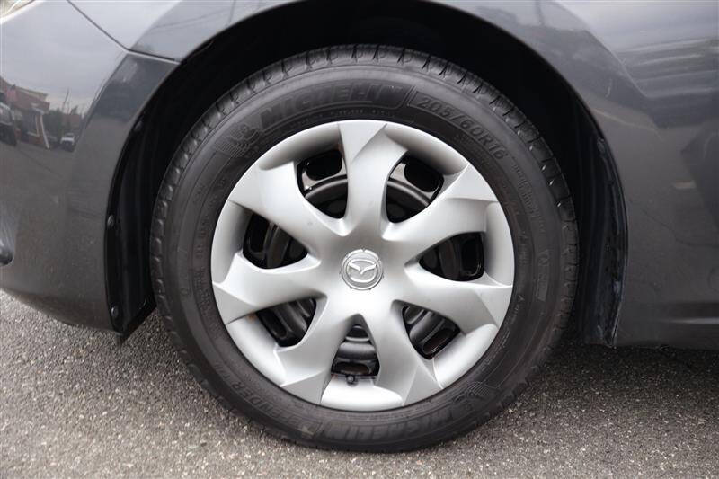 2015 Mazda MAZDA3 i SV