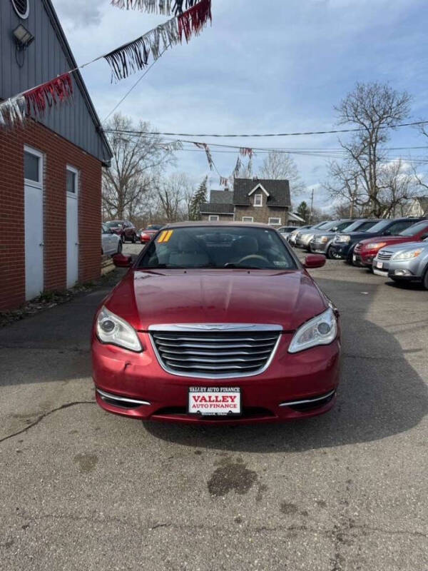 2011 Chrysler 200 Touring