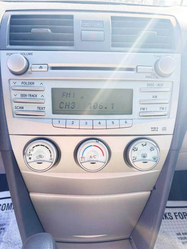 2009 Toyota Camry LE