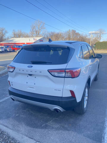 2021 Ford Escape SE