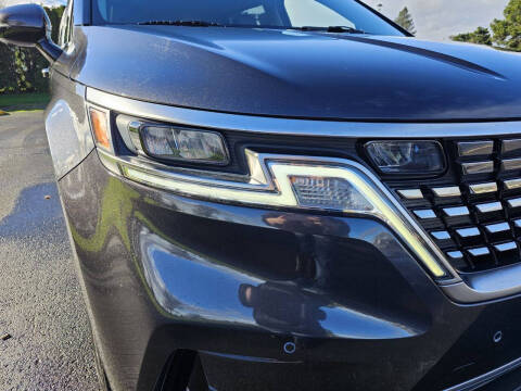 2024 Kia Carnival SX