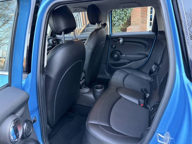 2017 MINI Hardtop 4 Door Cooper