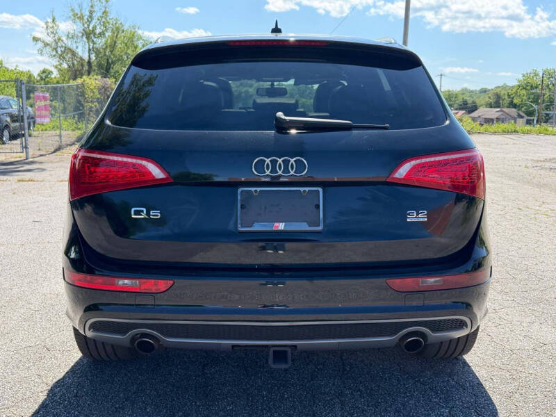 2011 Audi Q5 3.2 quattro Premium Plus