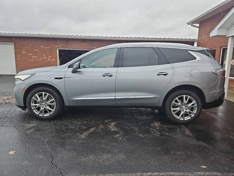 2023 Buick Enclave Essence