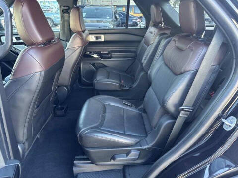 2022 Ford Explorer Platinum