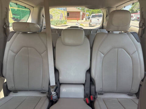 2018 Chrysler Pacifica Touring L Plus