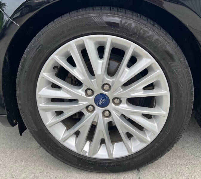 2017 Ford Focus Titanium