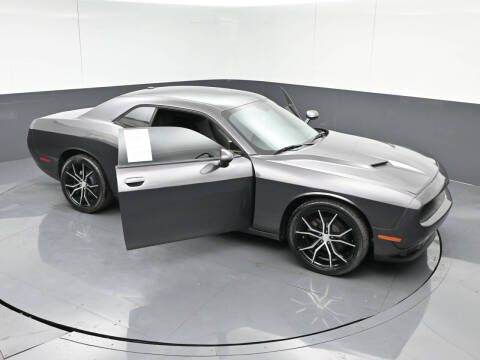 2017 Dodge Challenger SXT