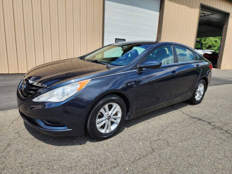 2012 Hyundai Sonata for sale at Massirio Enterprises in Middletown CT