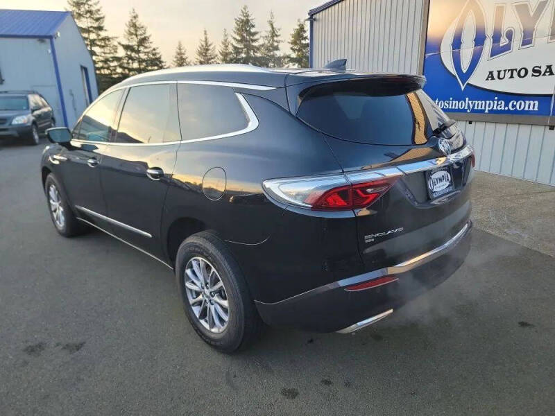 2023 Buick Enclave Essence