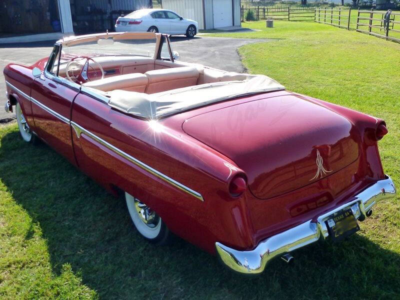 1954 Ford Crestline