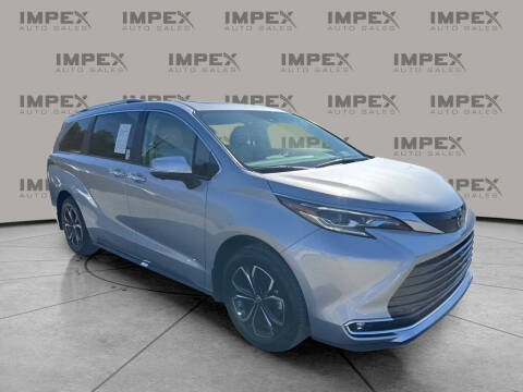 2025 Toyota Sienna Platinum 7-Passenger