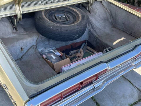 1966 Ford Thunderbird