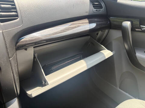 2011 Kia Sorento LX