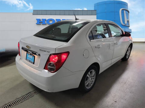 2014 Chevrolet Sonic LT Auto
