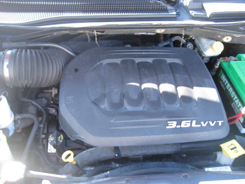 2011 Dodge Grand Caravan Crew