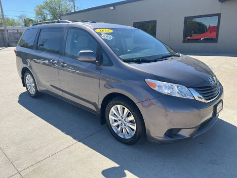 2015 Toyota Sienna for sale at Tigerland Motors in Sedalia MO